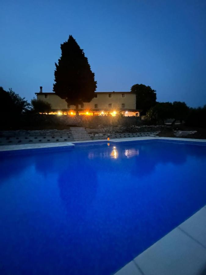 Villa Calussovo Ripenda Kras Exterior foto